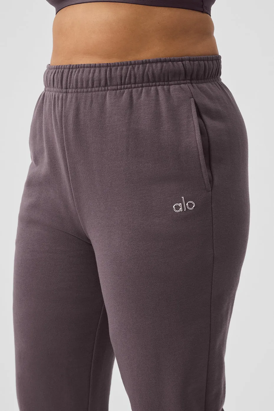 Accolade Sweatpant - Raisinette