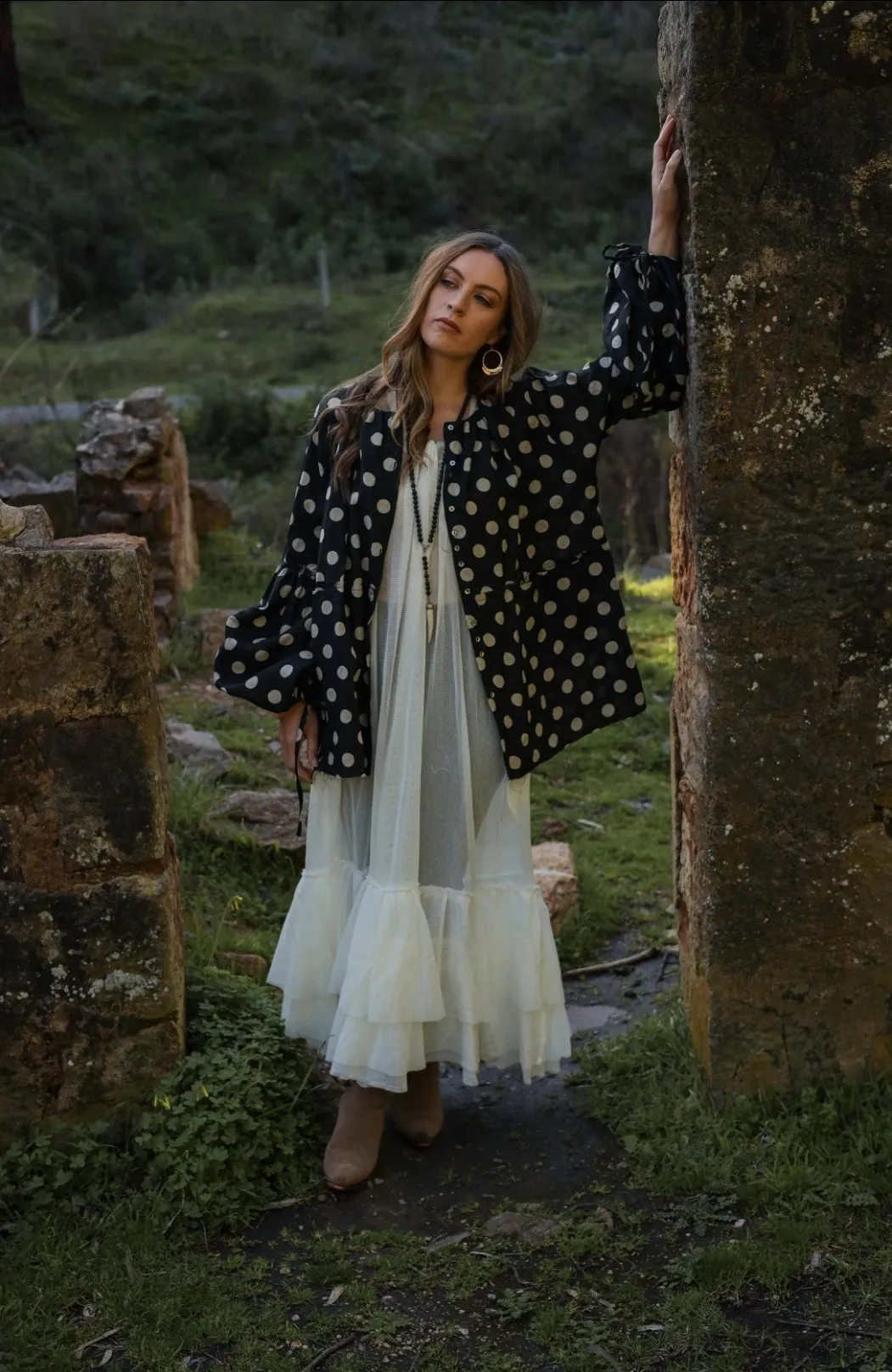 Amano linen spot balloon sleeve blouse