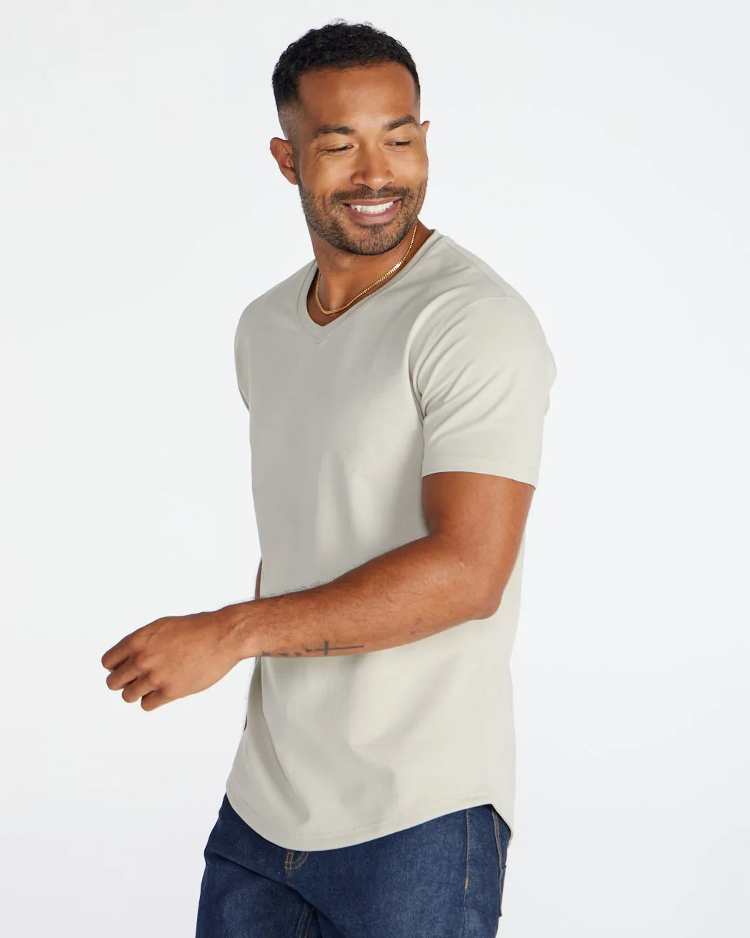 Drop-Cut V-Neck: LUX <!-- Size XXXL -->