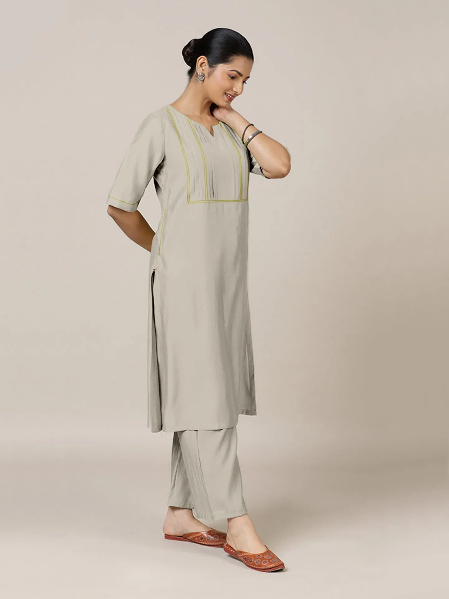 Esha x Rozaana | A Line Kurta in Oyster Grey with Thread Work | Coords or Only Kurta