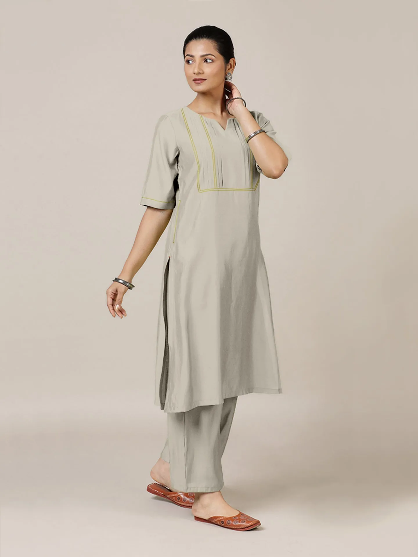 Esha x Rozaana | A Line Kurta in Oyster Grey with Thread Work | Coords or Only Kurta