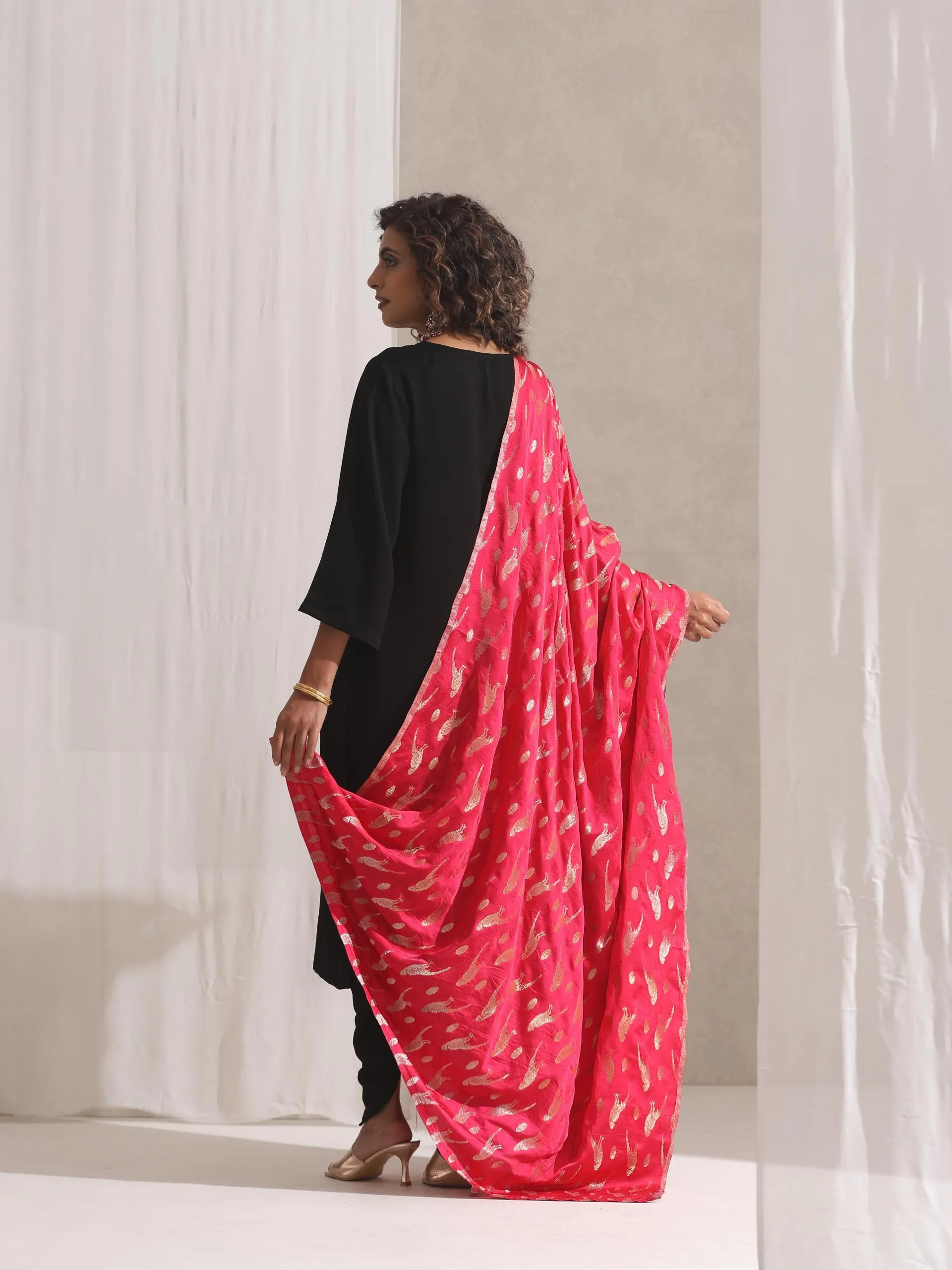 Fuchsia Bird Jacquard Dupatta