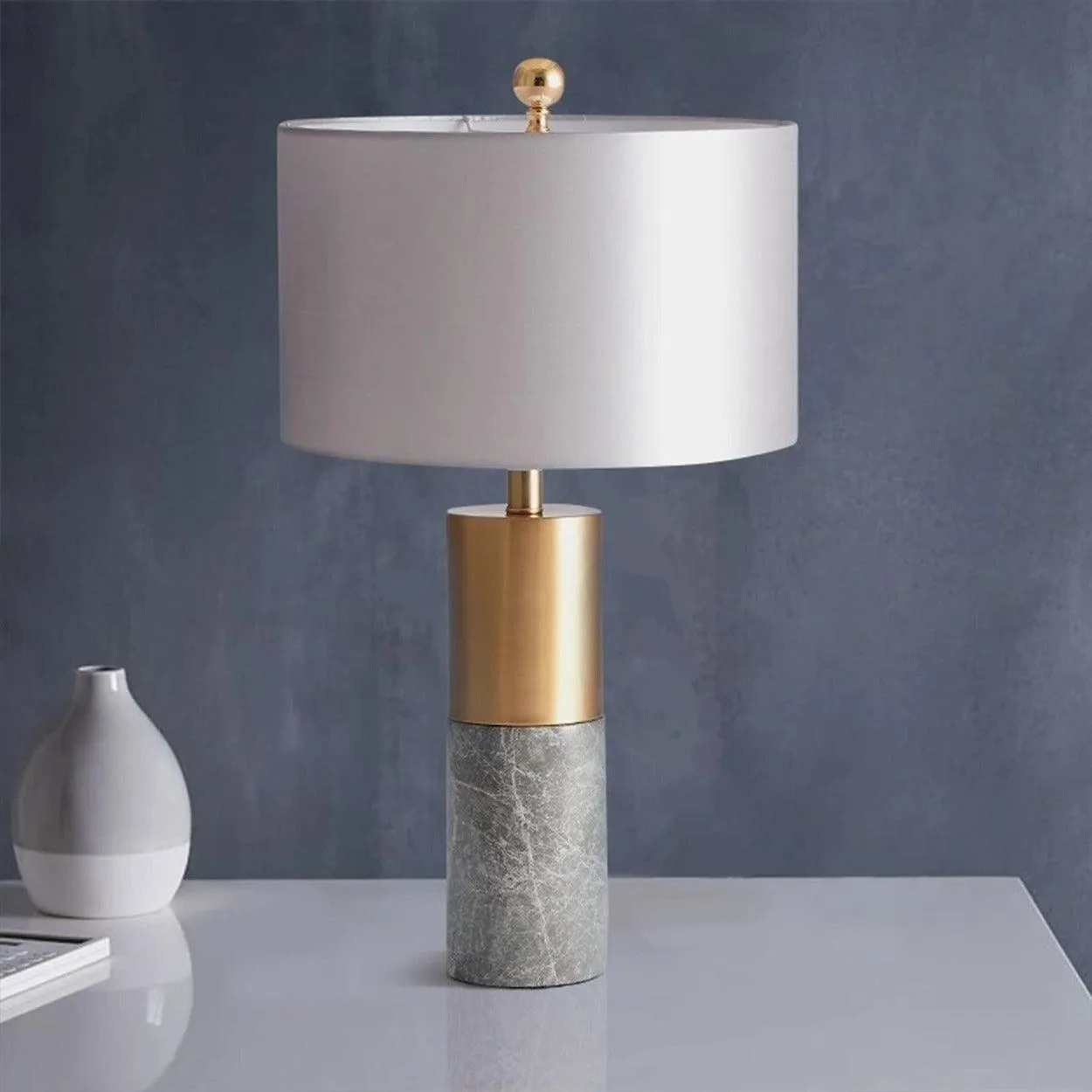 GOLD WITH MARBLE TEXTURE TABLE LAMP