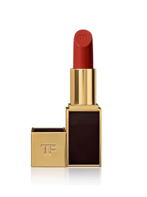 Lip colour in Scarlet Rouge