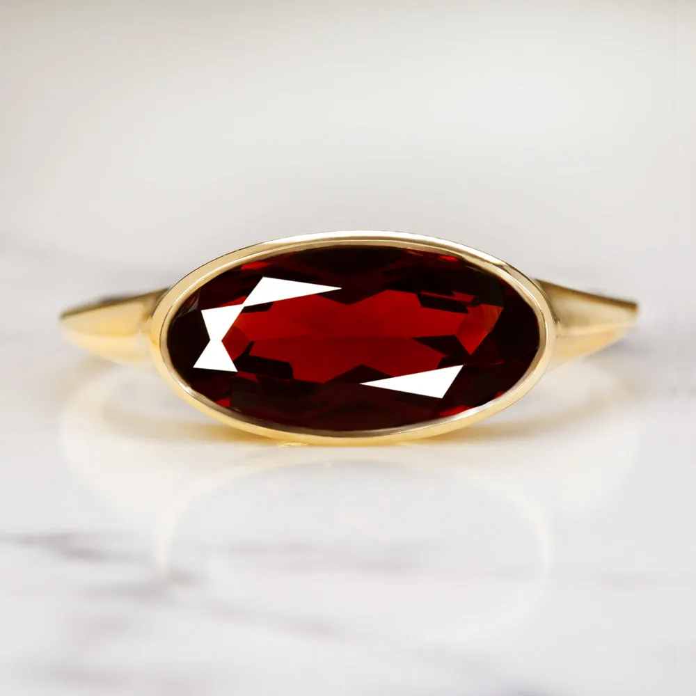 MOVAL RED GARNET 14K YELLOW GOLD RING EAST WEST BEZEL OVAL MARQUISE SOLITAIRE