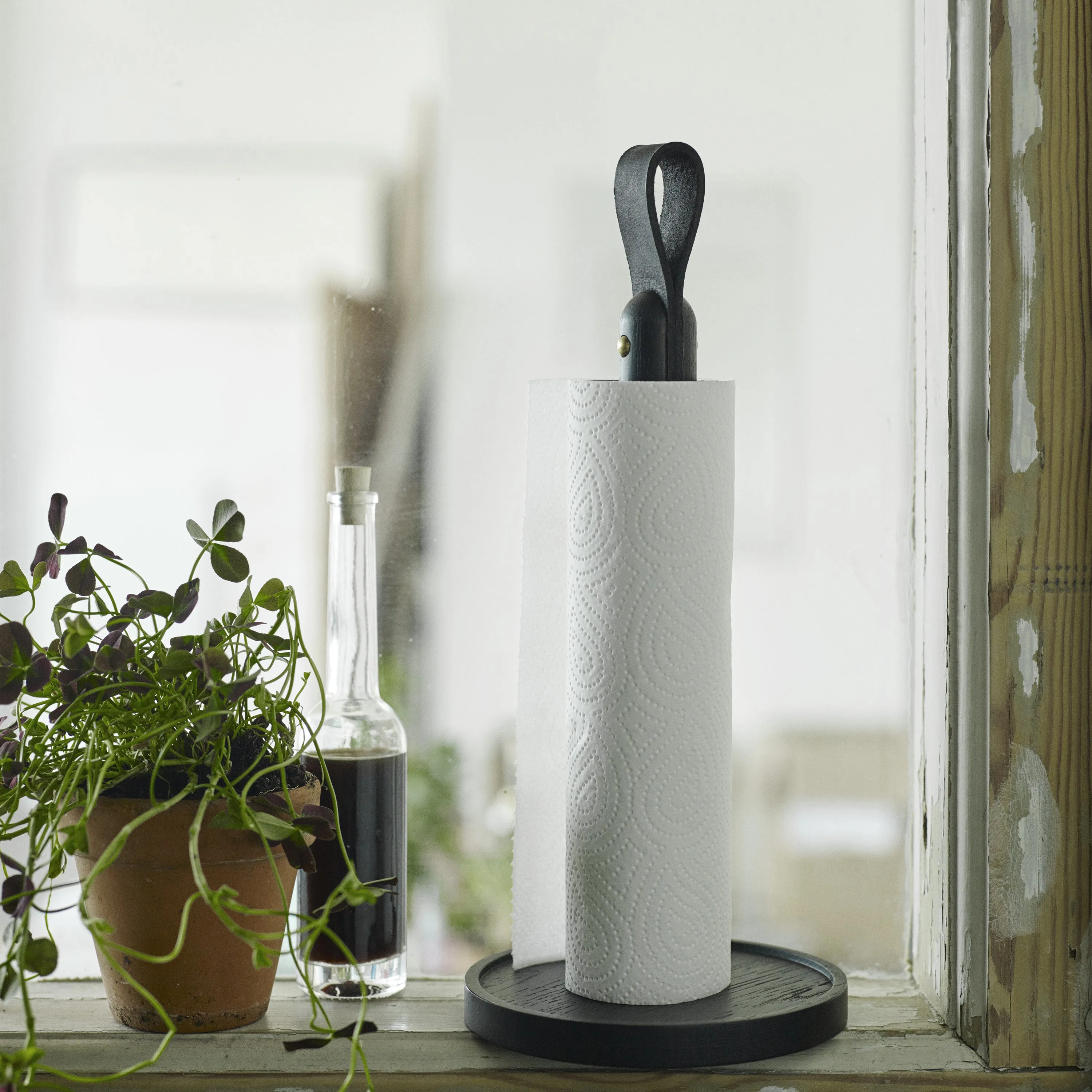 Norr Paper Towel Holder
