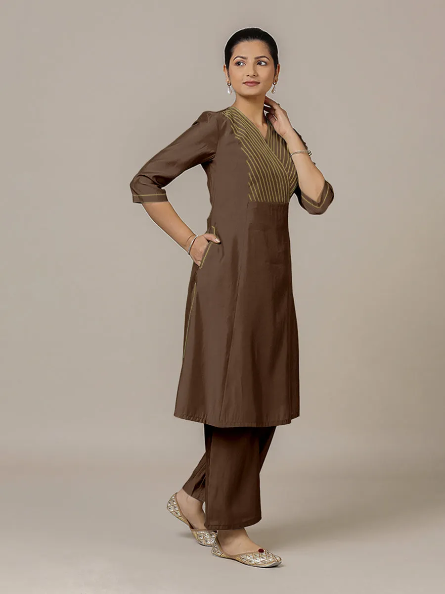 Piya x Rozaana | A Line Kurta in Walnut Brown with Thread Work | Coords or Only Kurta