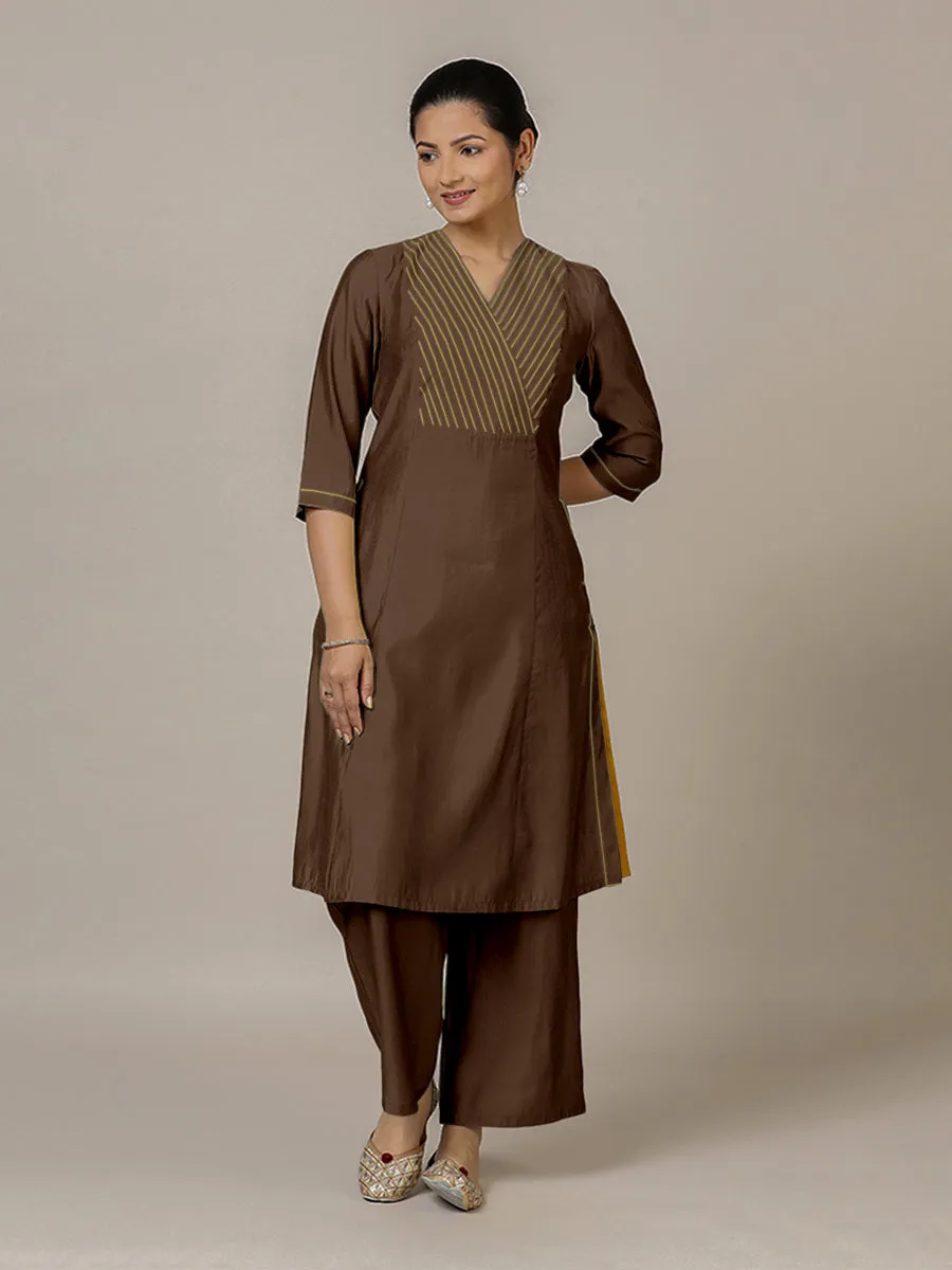 Piya x Rozaana | A Line Kurta in Walnut Brown with Thread Work | Coords or Only Kurta
