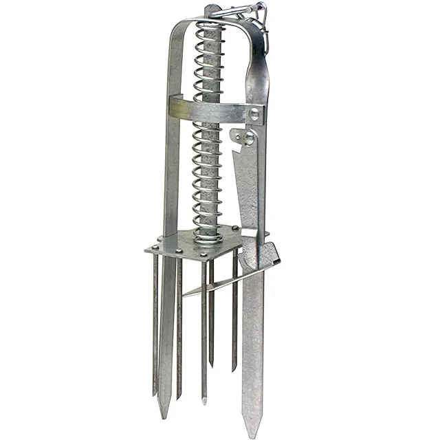 Victor Plunger Style Mole Trap #0645