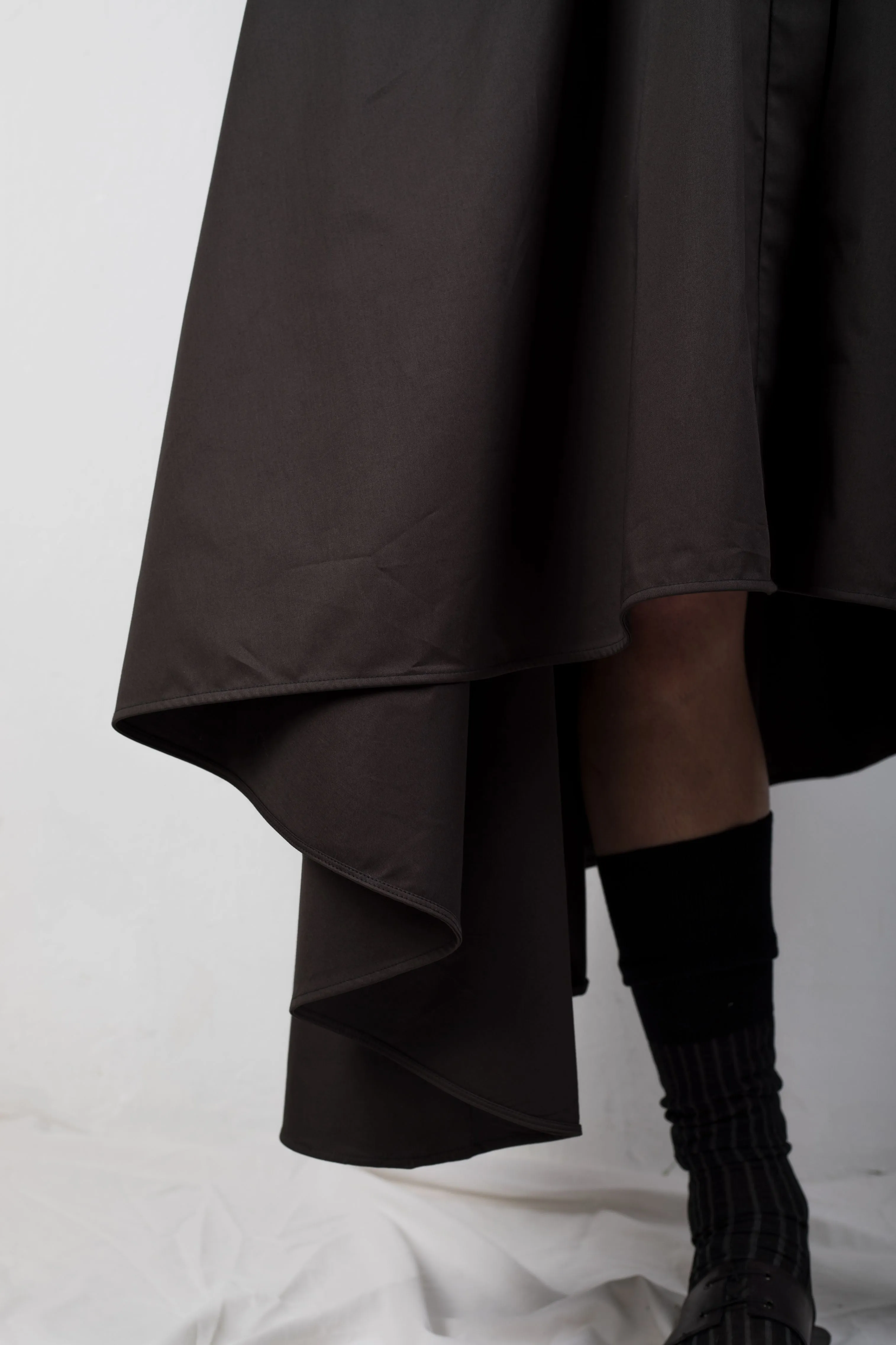 Zero waste elongated black shirt